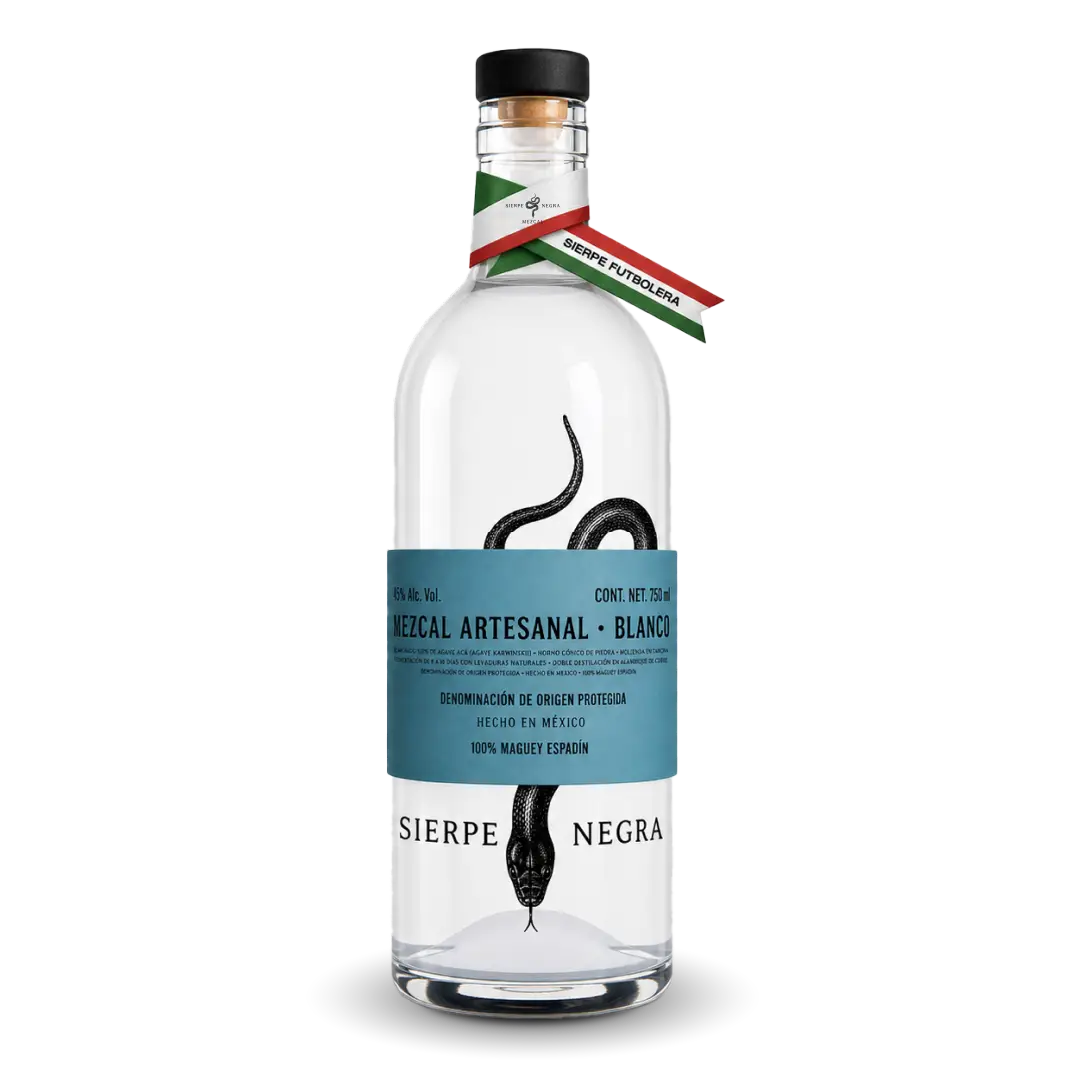 Mezcal Artesanal Sierpe Negra Espadín, Etiqueta Azul 40% Edicion Futbolera